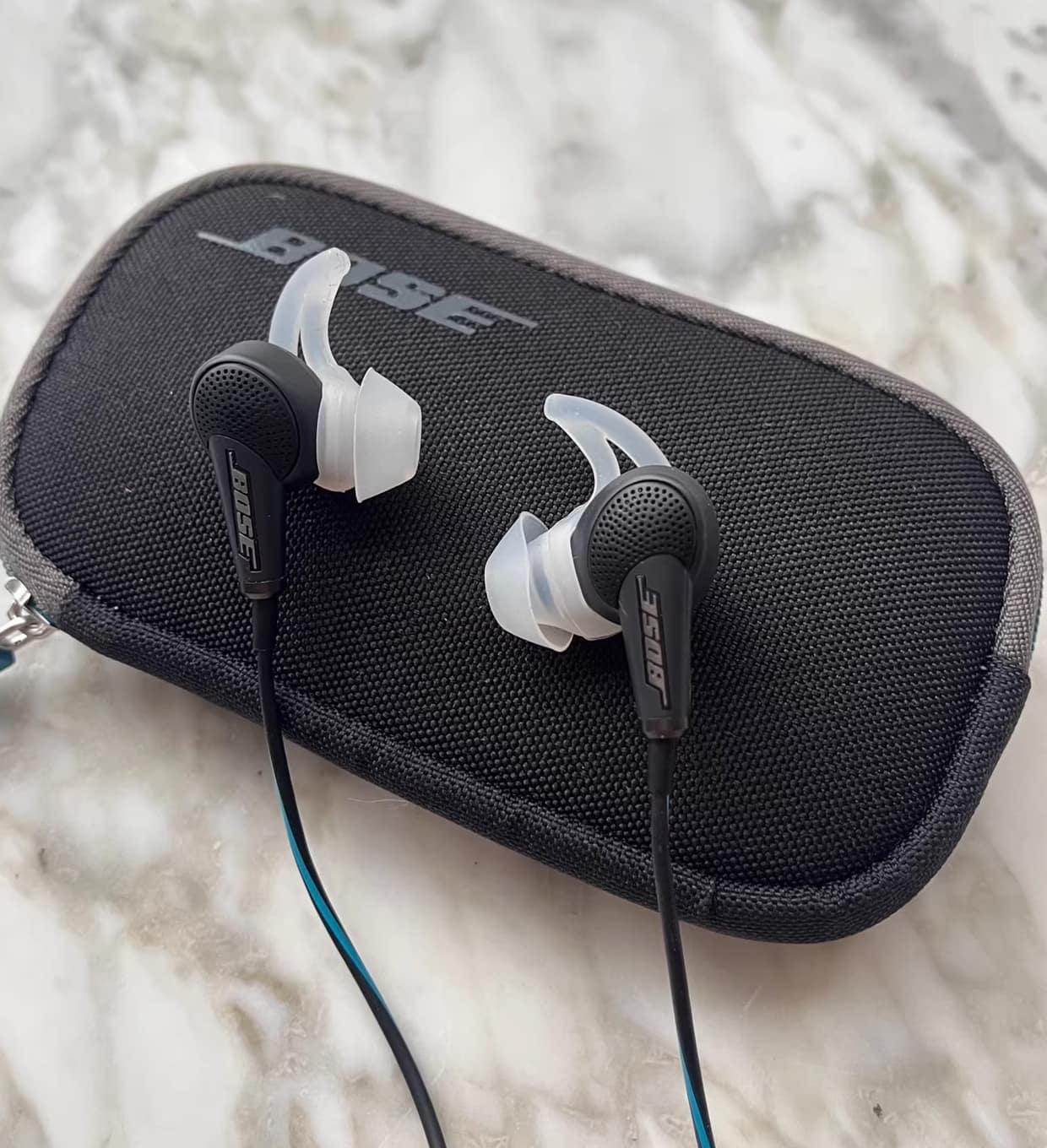 Front view of Bose QC20 Active Noise Cancelling Earphones