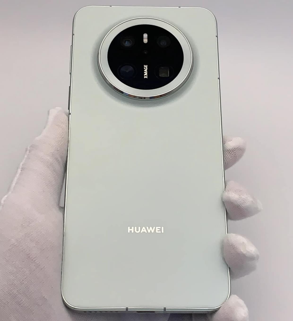 Used Huawei Mate 70 in verified working condition